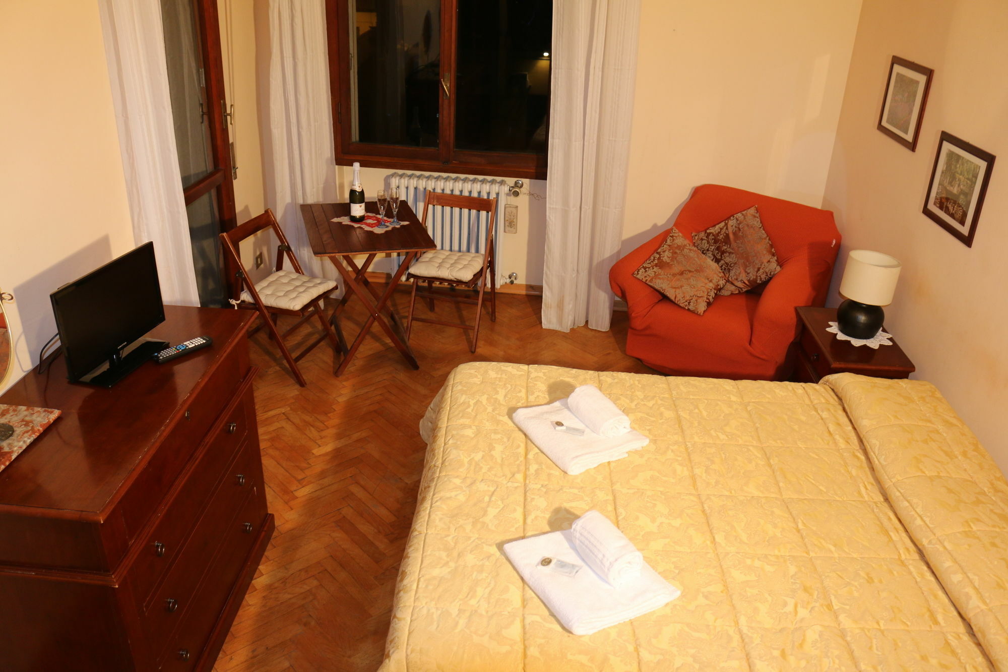 Soggiorno Karaba Florenz Exterior foto