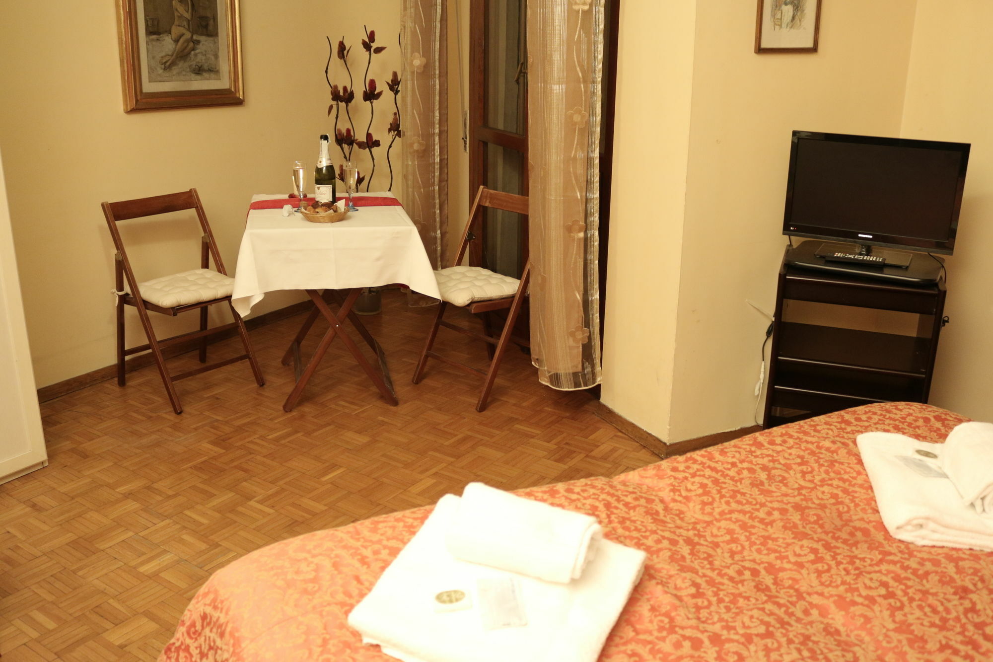 Soggiorno Karaba Florenz Exterior foto